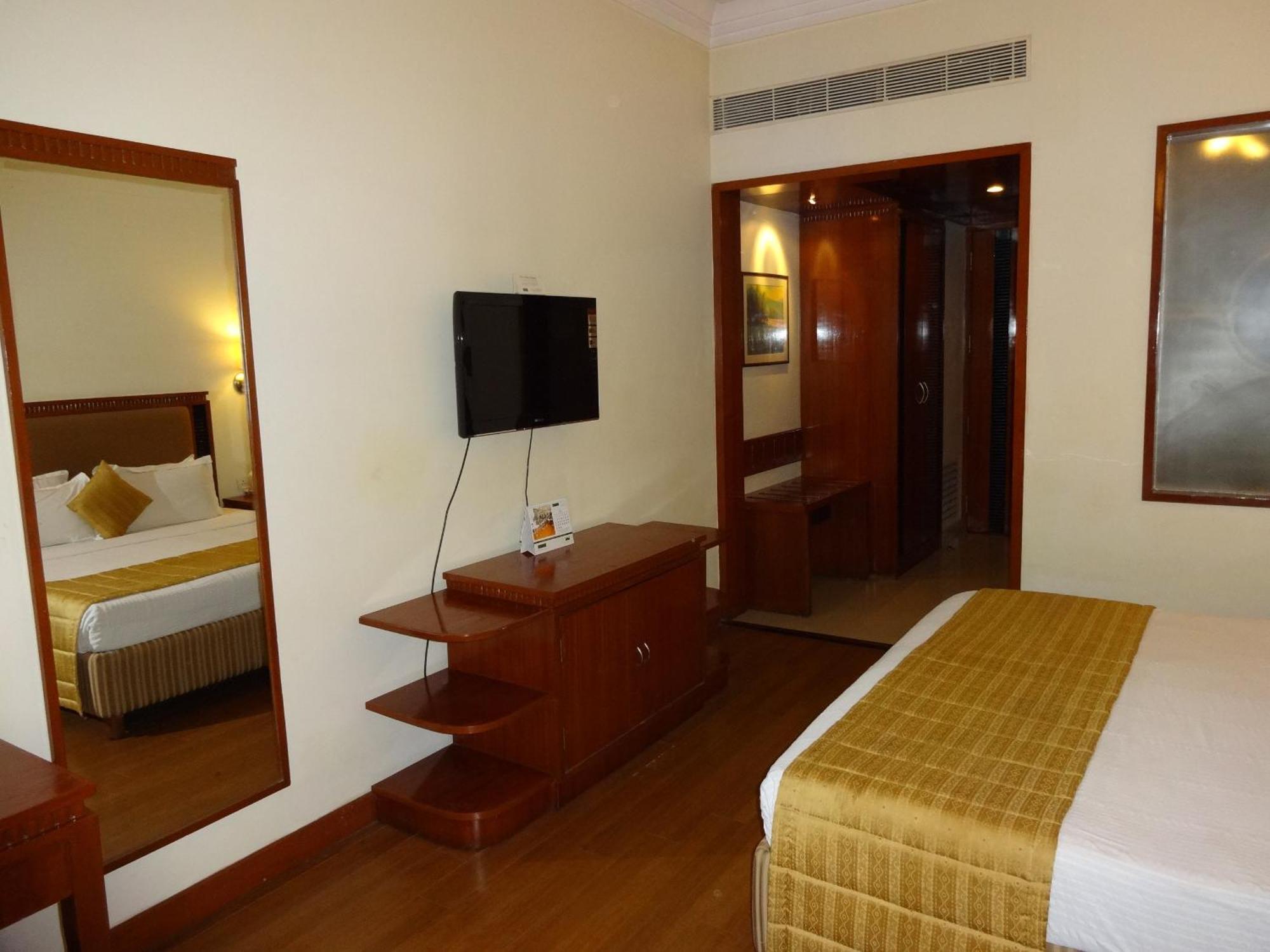 Royal Court Hotel Madurai Ruang foto