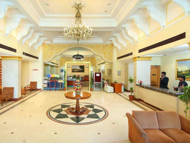 Royal Court Hotel Madurai Bagian luar foto